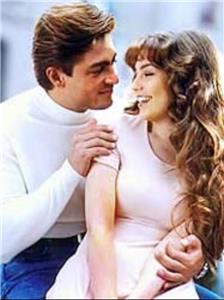 i maria 'tis geitonias (2000) watch online HD