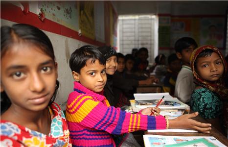 Efekt Domina Bangladesh: Childhood in two shifts (2014– ) watch online HD