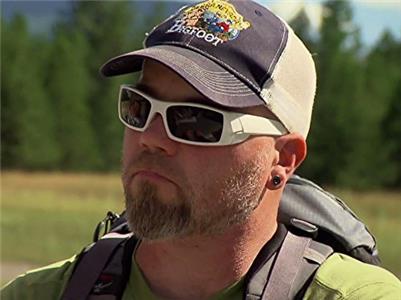 Finding Bigfoot Bobo, Bobcat and the Big Red Eye (2011– ) watch online HD