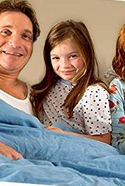 Evelien Een bank om op te zitten (2006– ) watch online HD