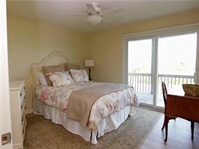 Beachfront Bargain Hunt The Beautiful Crystal Coast (2013– ) watch online HD