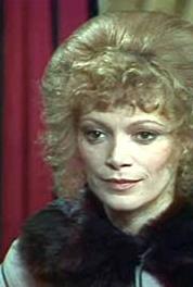 Les amours de la belle époque Aimé de son concierge (1979– ) watch online HD