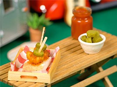 Tiny Kitchen Tiny Nashville Hot Chicken Sandwich with Pickles (2016– ) watch online HD