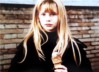 Bambina in metro B (1998) watch online HD