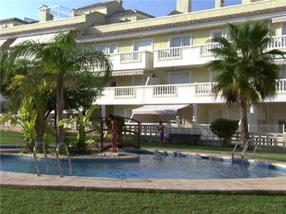 House Hunters International An English Couple Buys a Dive Shop in Gran Alacant, Spain (2006– ) watch online HD