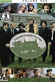 Emmerdale Farm Episode #1.977 (1972– ) watch online HD